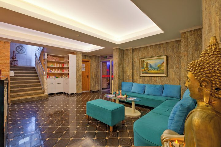 Hotel Interior 100 of 135