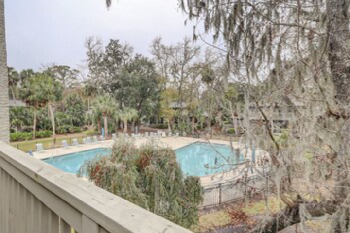 Pool 16 of 23