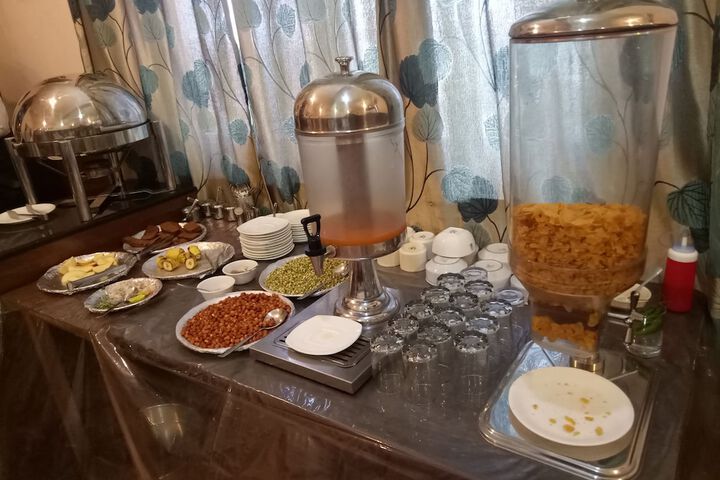 Breakfast/Coffee Service 11 of 26