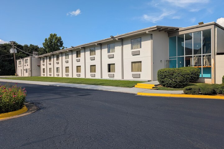 Hotel 20 of 24