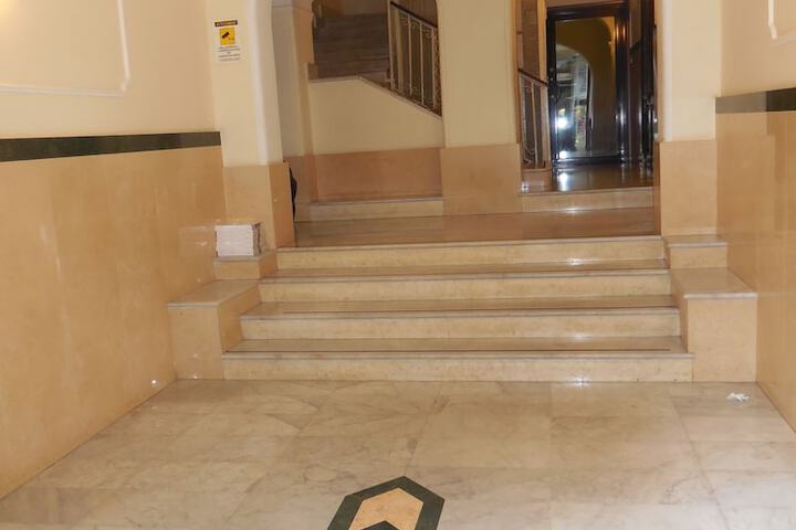 Hotel 76 of 79