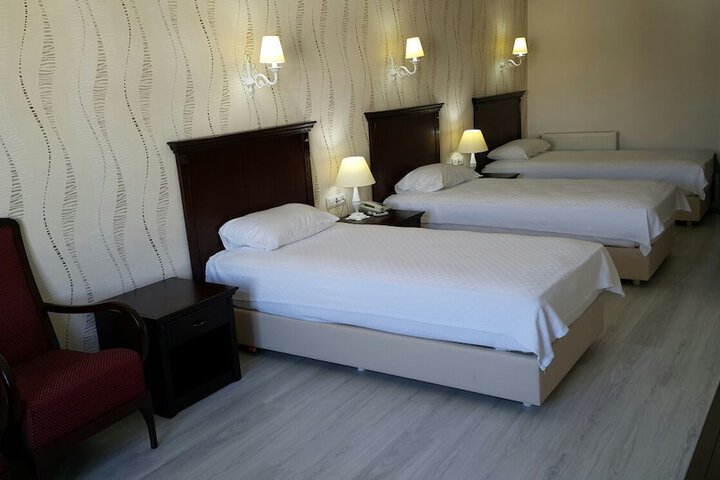 Room 5 of 22