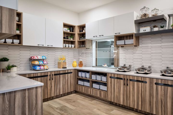Breakfast area