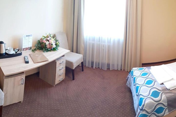 Room 13 of 50