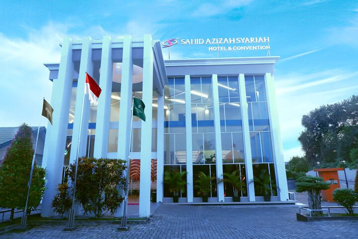 Exterior of Sahid Azizah Syariah Hotel & Convention