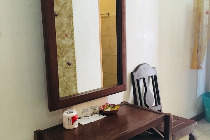 Room 41 of 74