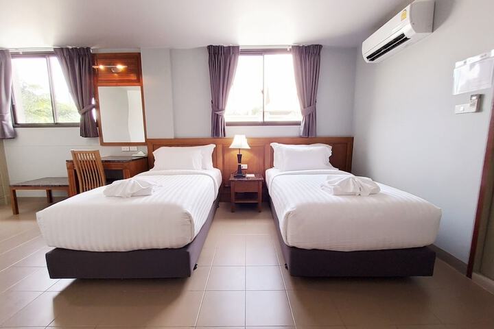 Room 18 of 45