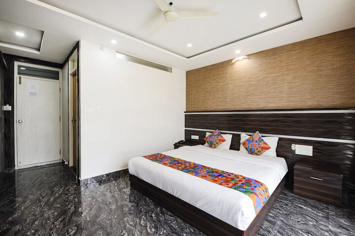 Room 20 of 29