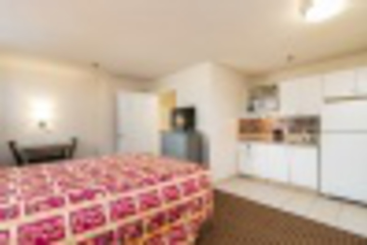Room 40 of 84