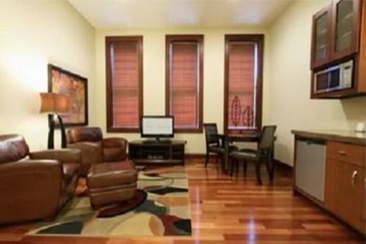 Room 8 of 23