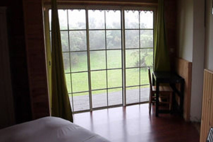 Room 16 of 25
