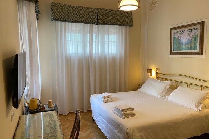 Room 45 of 129