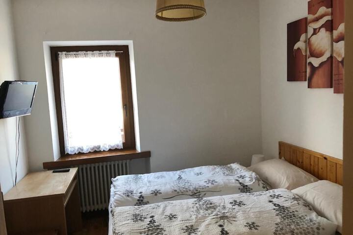 Room 26 of 69