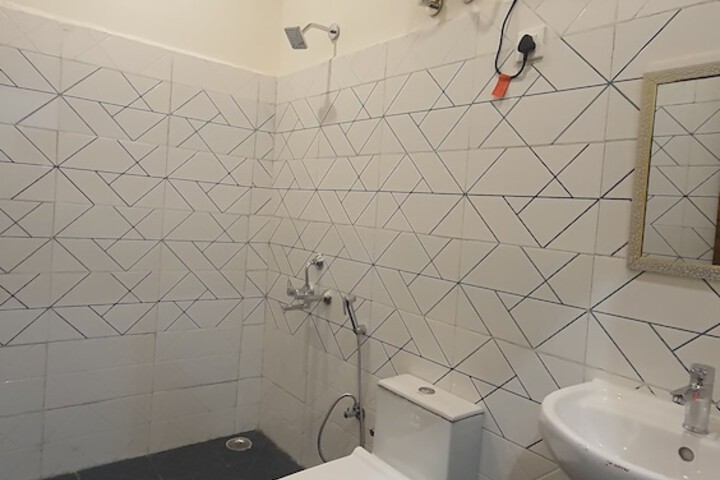 Room 14 of 29
