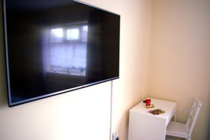 Room 15 of 32
