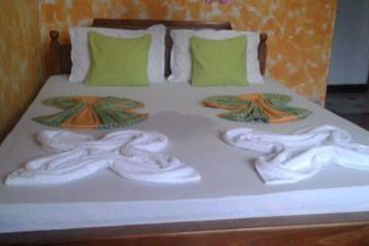 Room 6 of 20