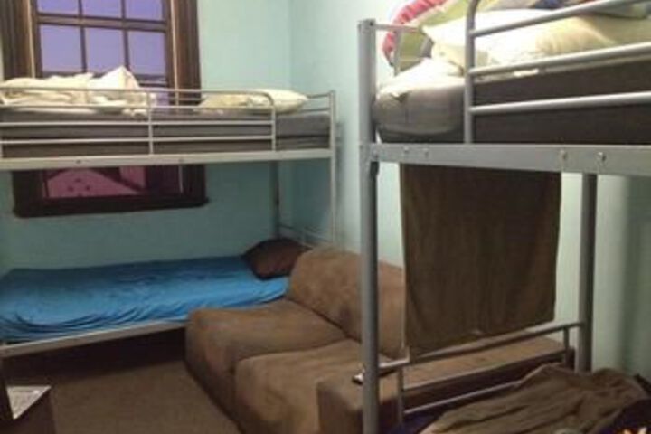 Room 32 of 52