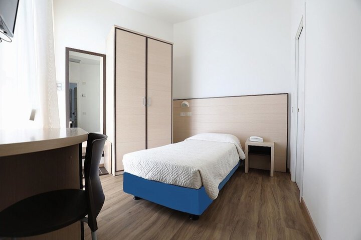 Room 3 of 47