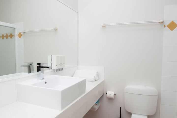 Room 30 of 44