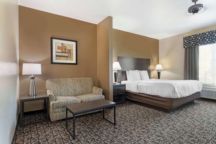 Room 15 of 28