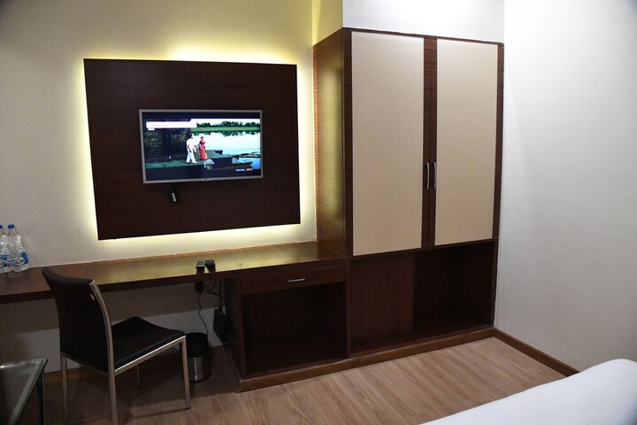 Room 36 of 58