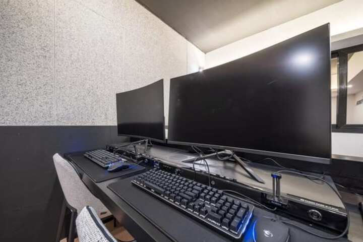 Room 18 of 56