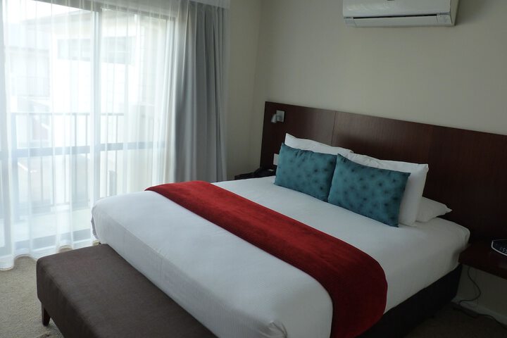 Room 5 of 26