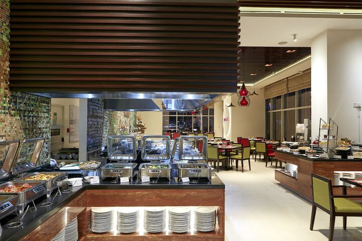 Dining 49 of 74