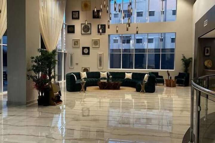 Eliana Hotel