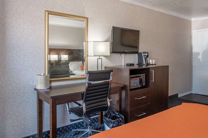 Room 22 of 59