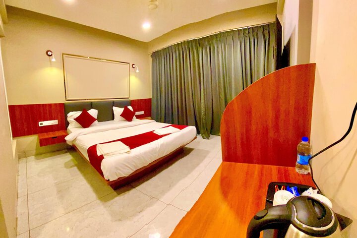 Room 10 of 23