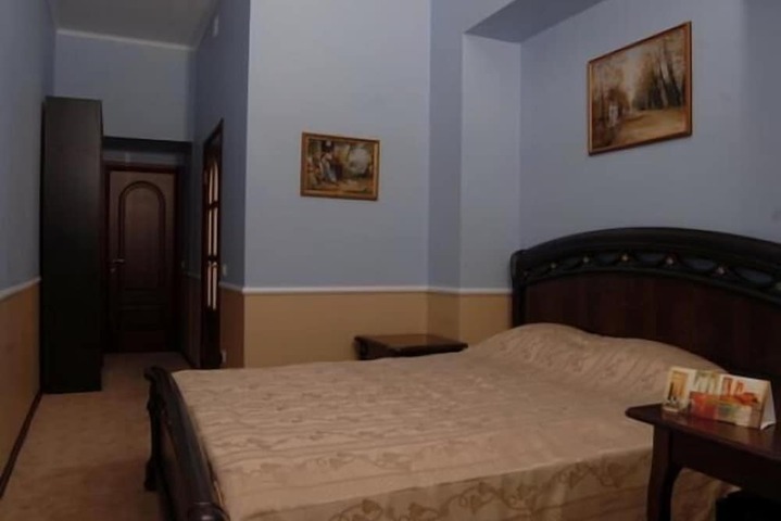 Room 19 of 61