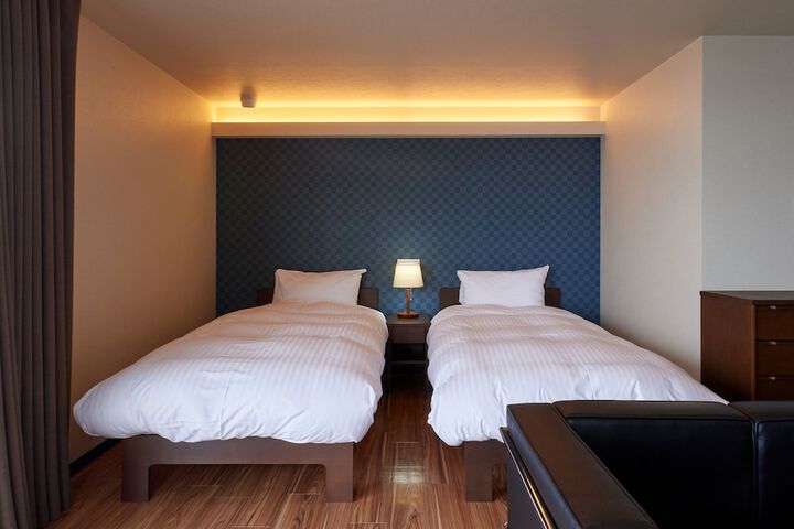 Room 38 of 79