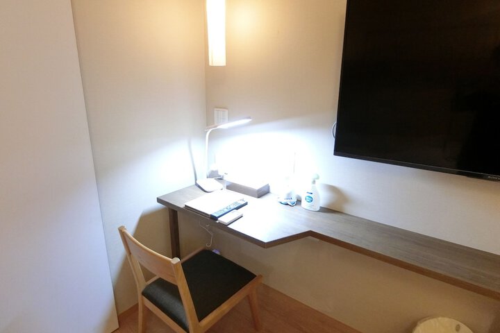 Room 20 of 49