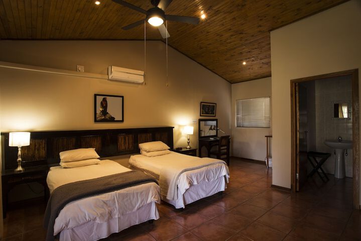 Room 8 of 49