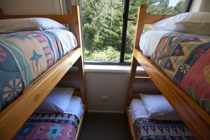 Room 53 of 177