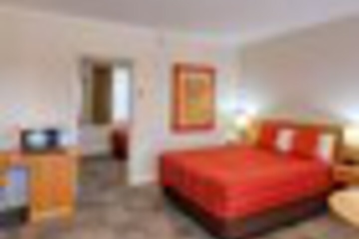 Room 41 of 138