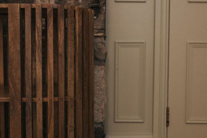 Room 6 of 26