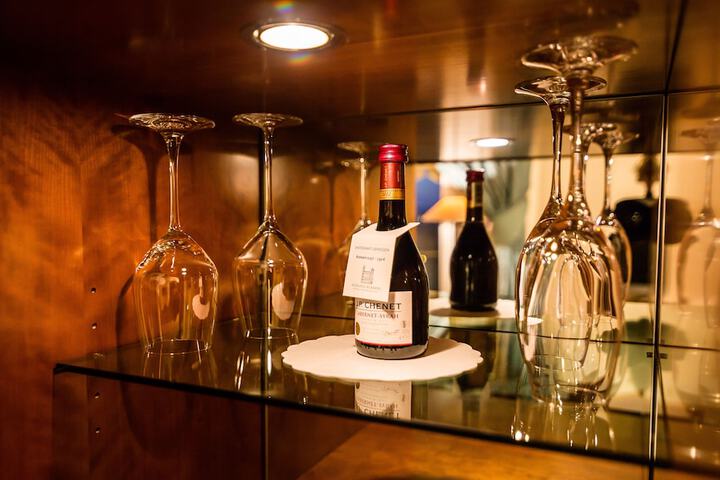 Minibar
