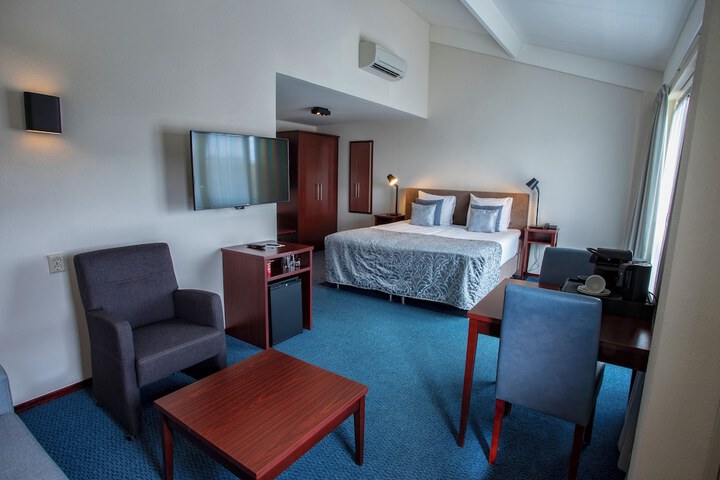 Room 14 of 40