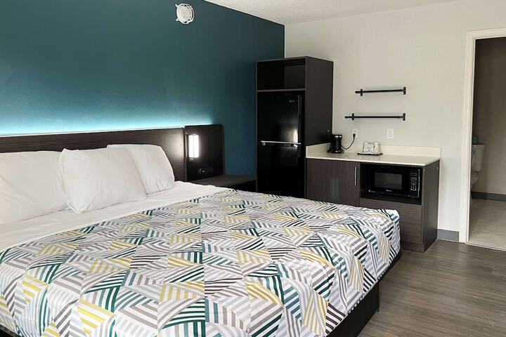 Room 5 of 26