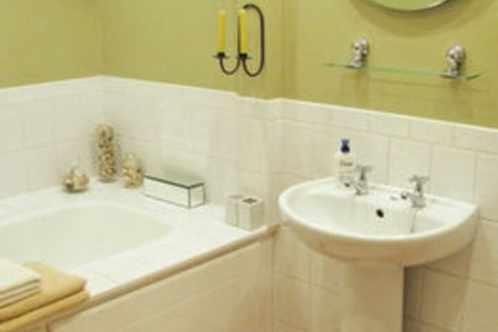Room 2 of 26