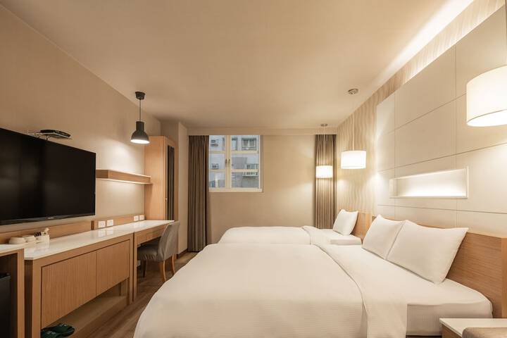 Room 21 of 59