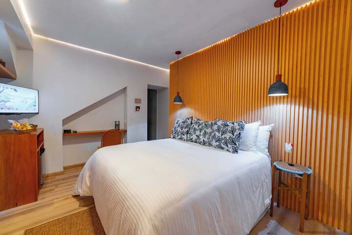 Room 25 of 116
