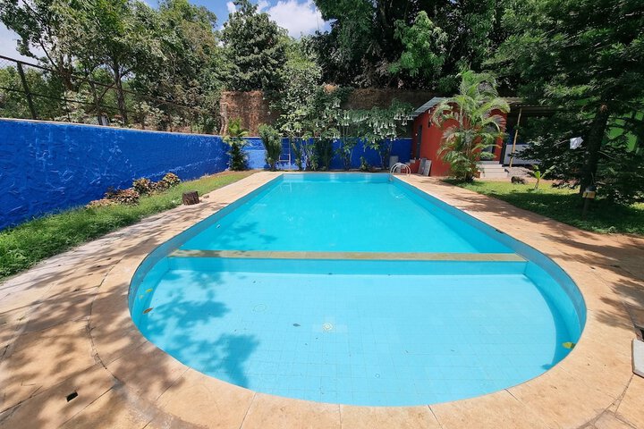 Pool 22 of 38