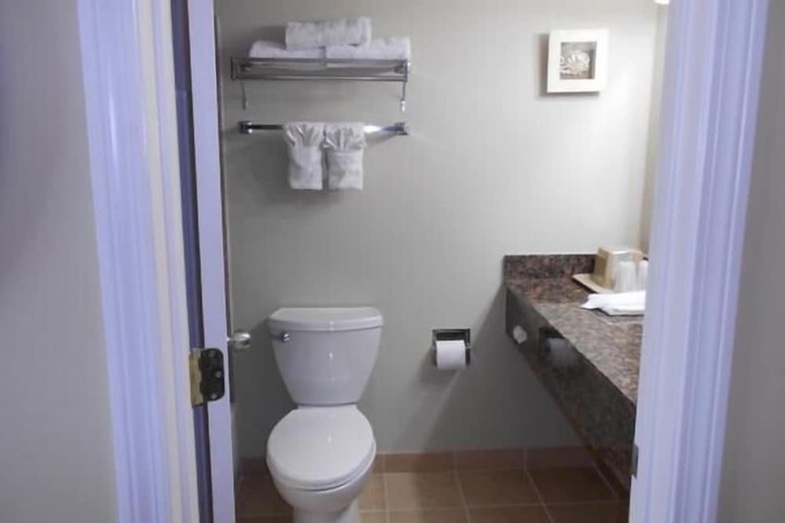 Room 16 of 22