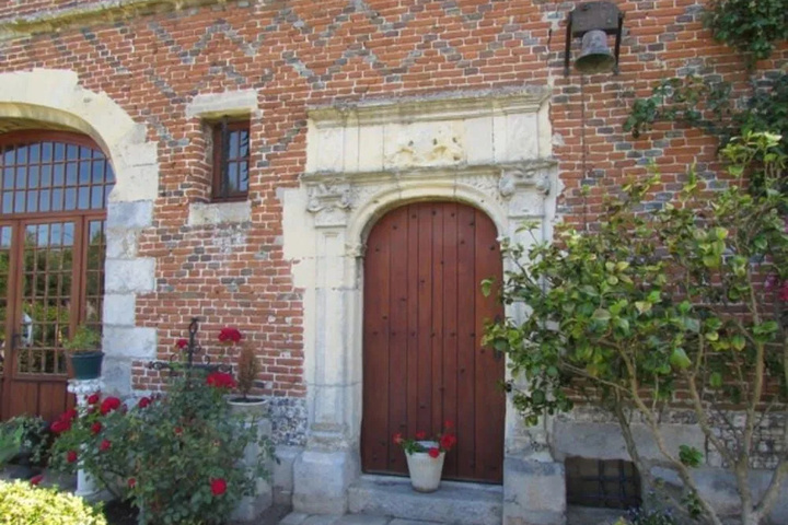 Exterior of LE MANOIR DE NEUVILLE