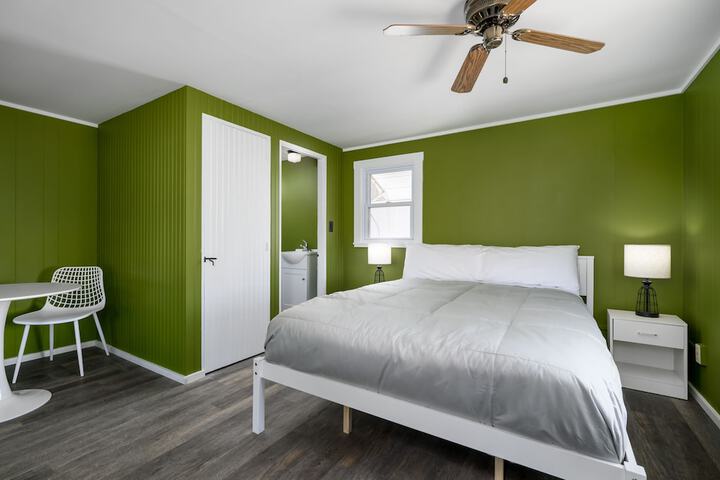 Room 9 of 64