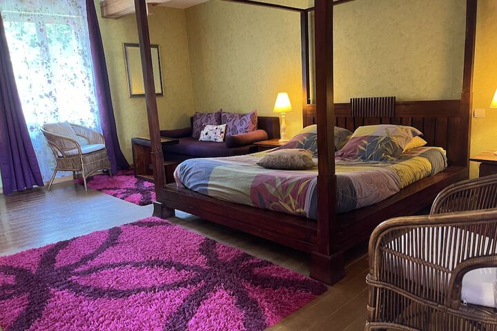Room 10 of 71