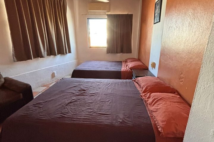 Room 25 of 70